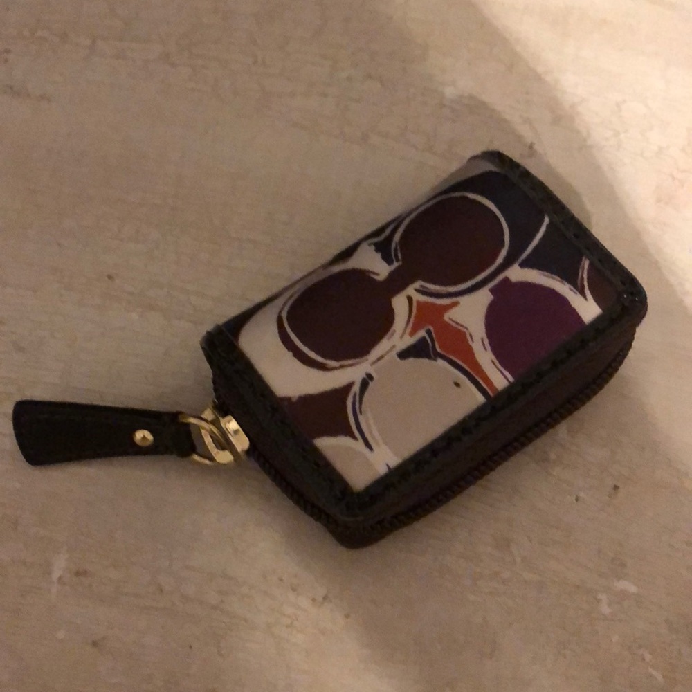 Coach contact case
